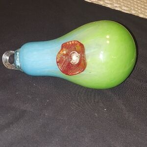 BLOWN GLASS HUMMINGBIRD FEEDER